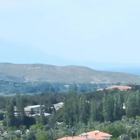 Lily With Amazing View House With Garden